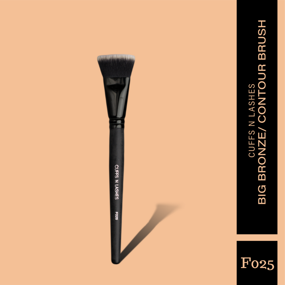 Cuffs N Lashes Makeup Brushes, F025 BIG BRONZER / CONTOUR BRUSH