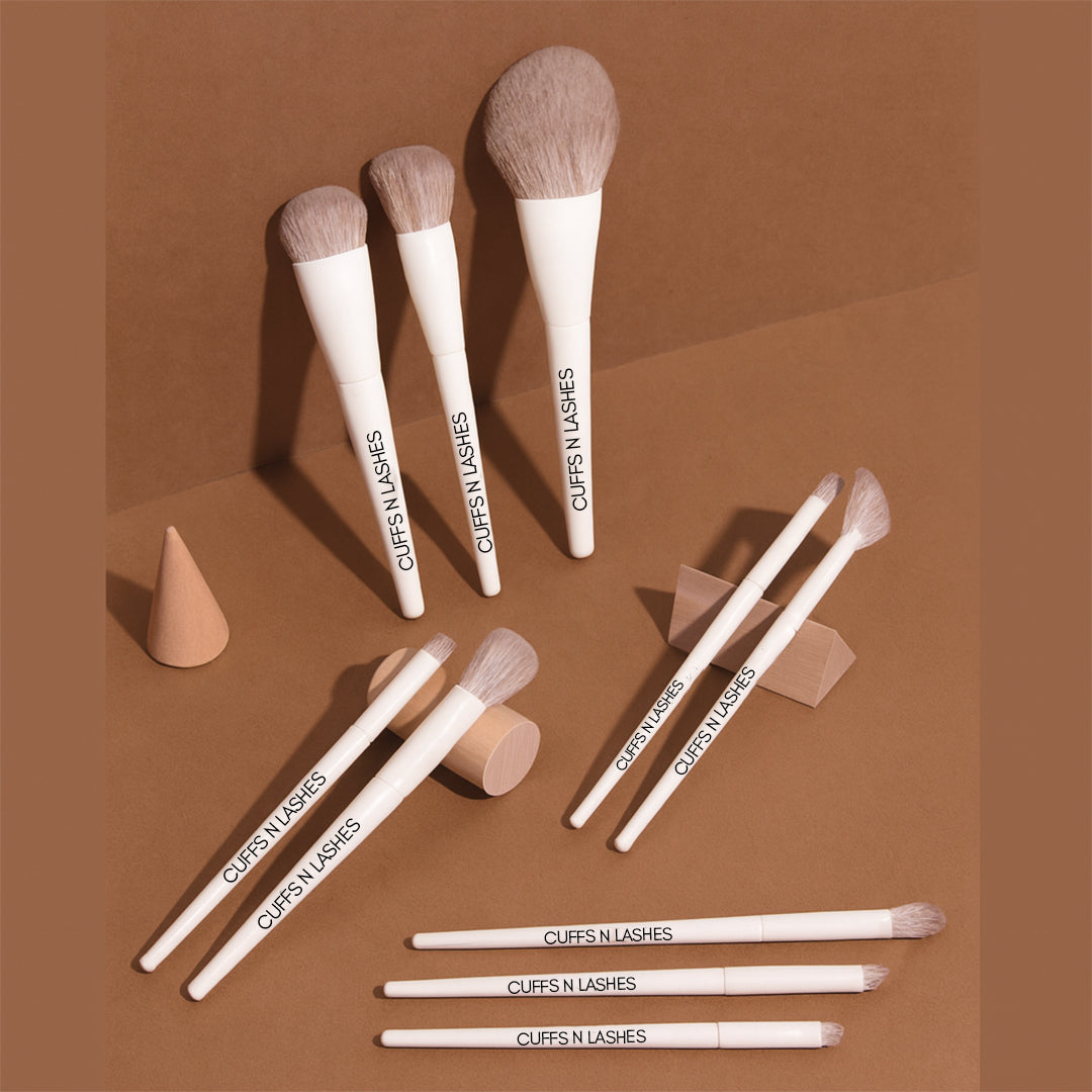 Cuffs n Lashes Pro Makeup Brush – Fluffy Brush