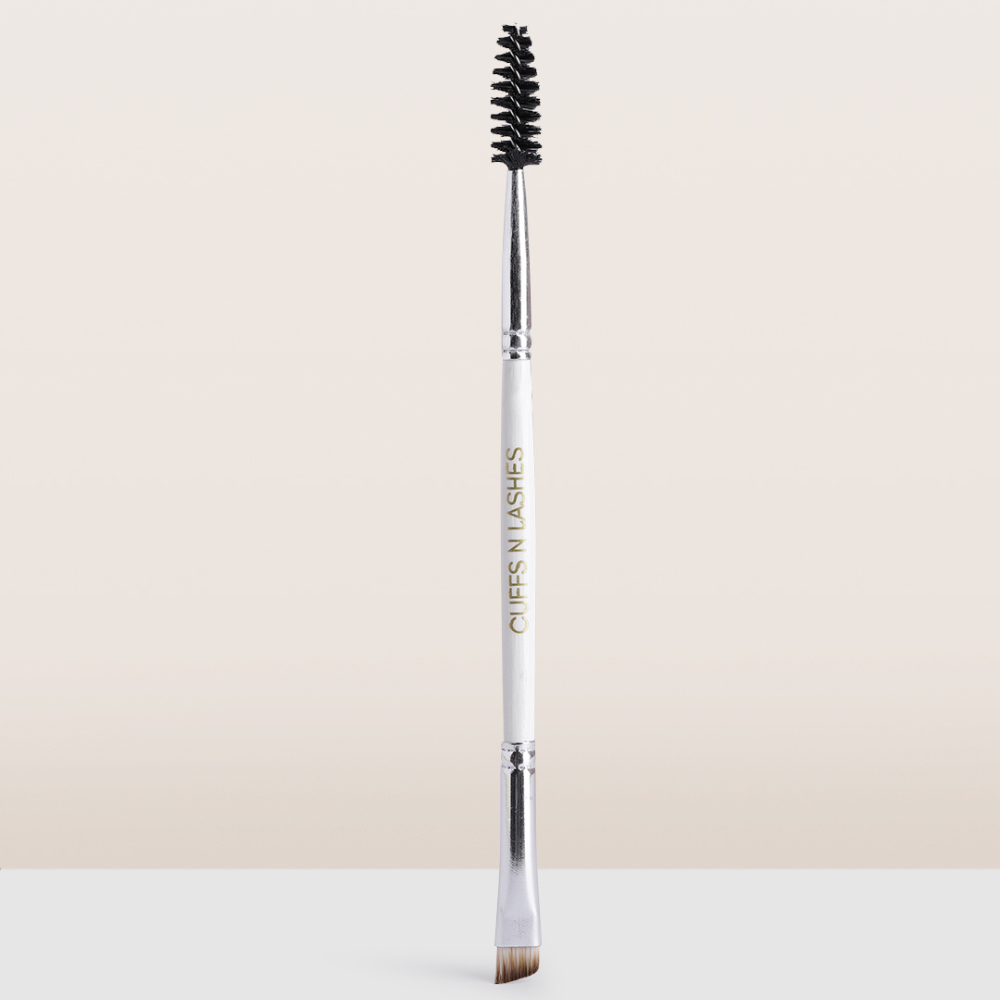 06 Dual Brush (Fine angled brow brush & Spoolie)