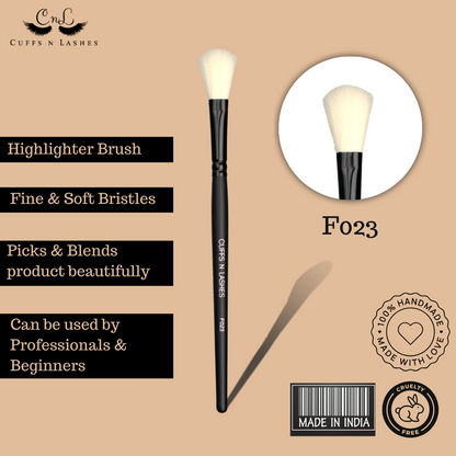 Cuffs N Lashes Makup Brush, F023 Highlighter Brush