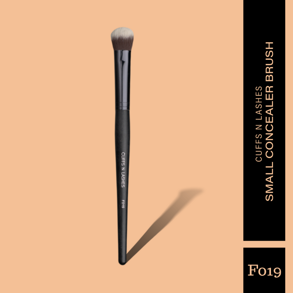 Cuffs N Lashes Makeup Brushes, F019 - Small Concealer Brush