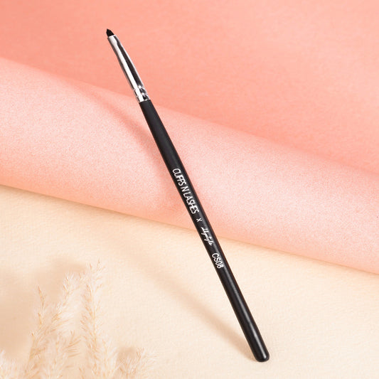 Cuffs N Lashes X Shystyles Makeup Brush - CS 08 Eyeliner/ Lip Filler Brush