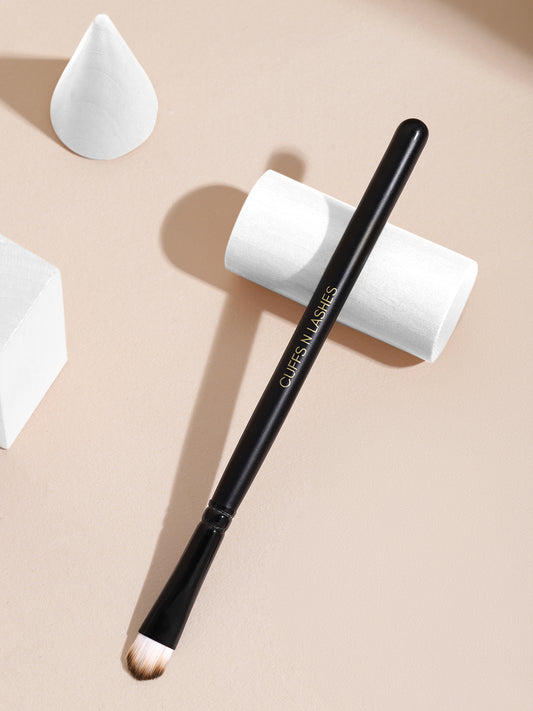 Cuffsnlashes Makeup Brushes E003 Flat Shader Brush