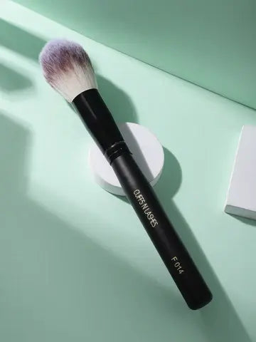 Cuffs N Lashes Makeup Brushes, F014 Powder/Blush Brush
