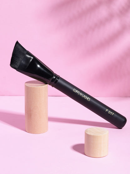 Cuffs N Lashes Makeup Brushes, F017 - Big Contour Brush